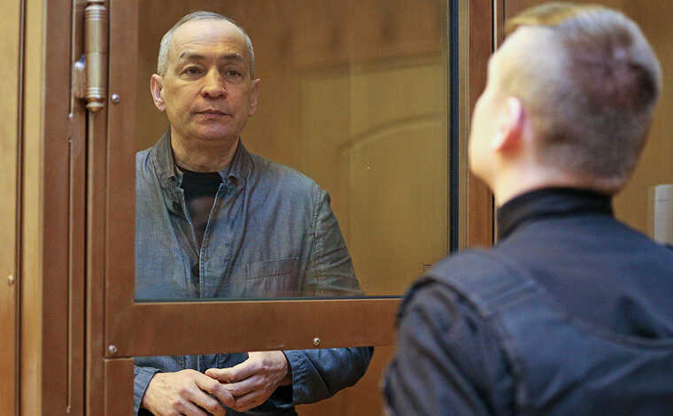 Коррупционер Шестун получит на два года больше: новый приговор за нападение на сотрудника ФСИН